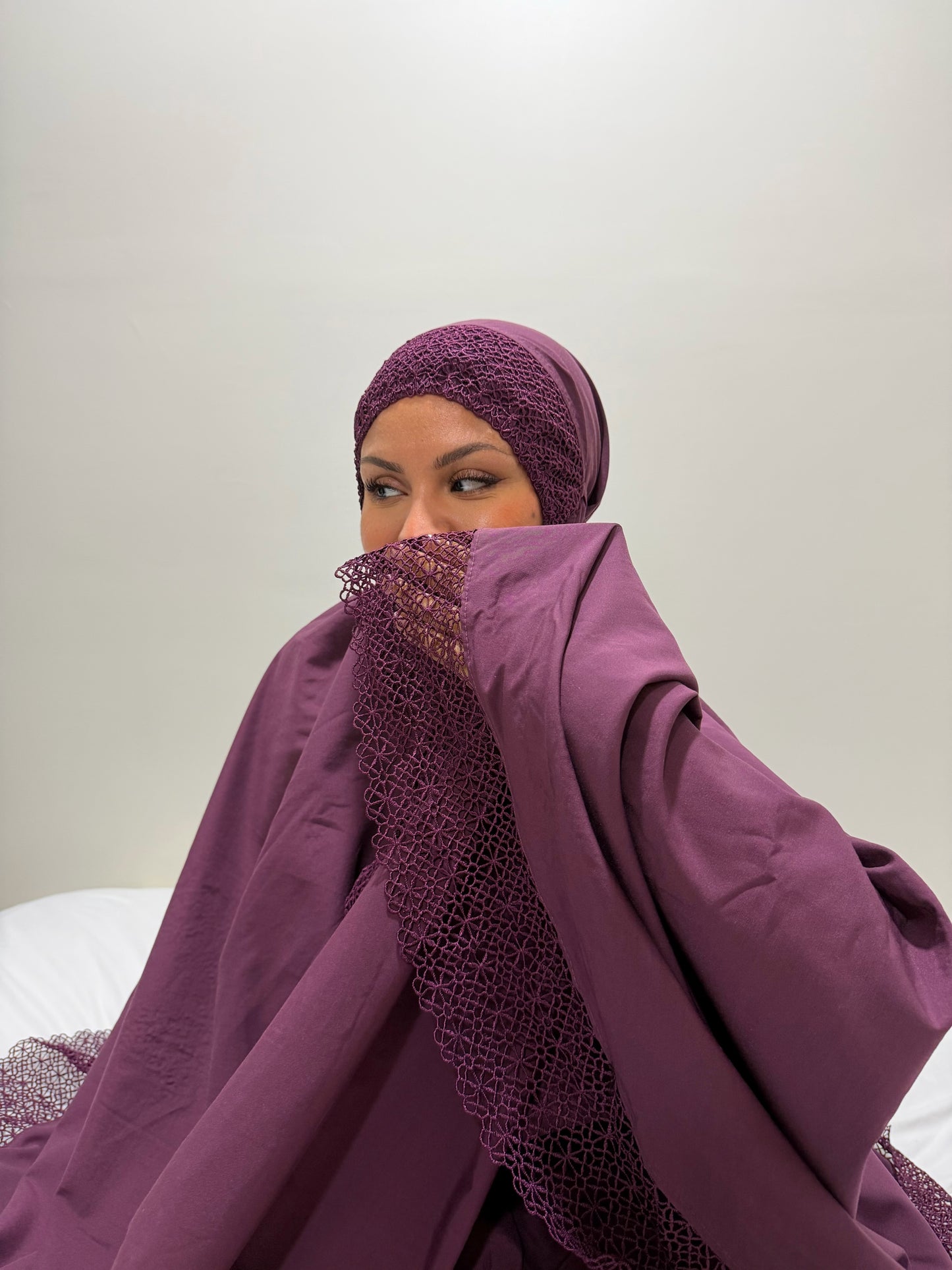 TENUE DE PRIÈRE MALAISIENNE BRODÉ VIOLETTE