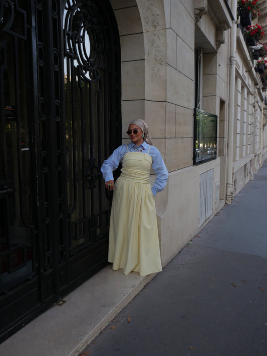 LA ROBE JAUNE