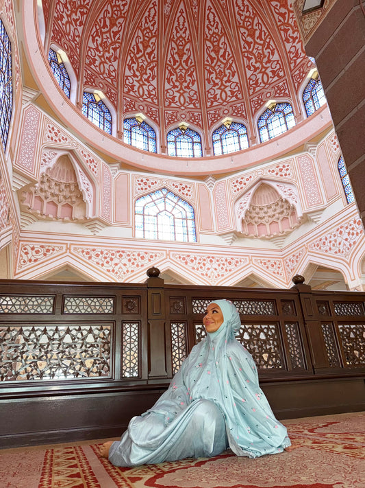 TENUE DE PRIÈRE BLEU CIAN