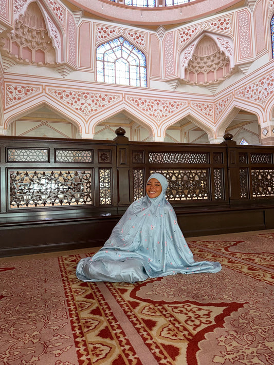 TENUE DE PRIÈRE BLEU CIEL